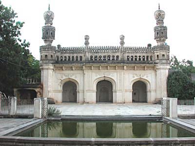 Paigah Tombs