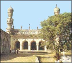 QutbShahi Masjid